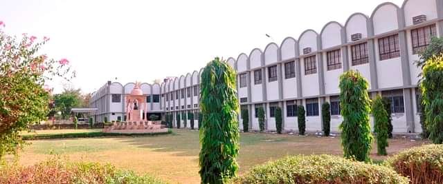 Raja_Balwant_Singh_Group_Of_Colleges_(RBS_College),_Agra